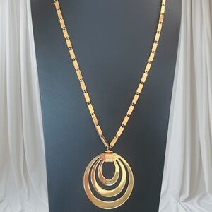 Vintage MONET 1966 Tournee Line Gold Toned Triple Circle Pendant Necklace 29"